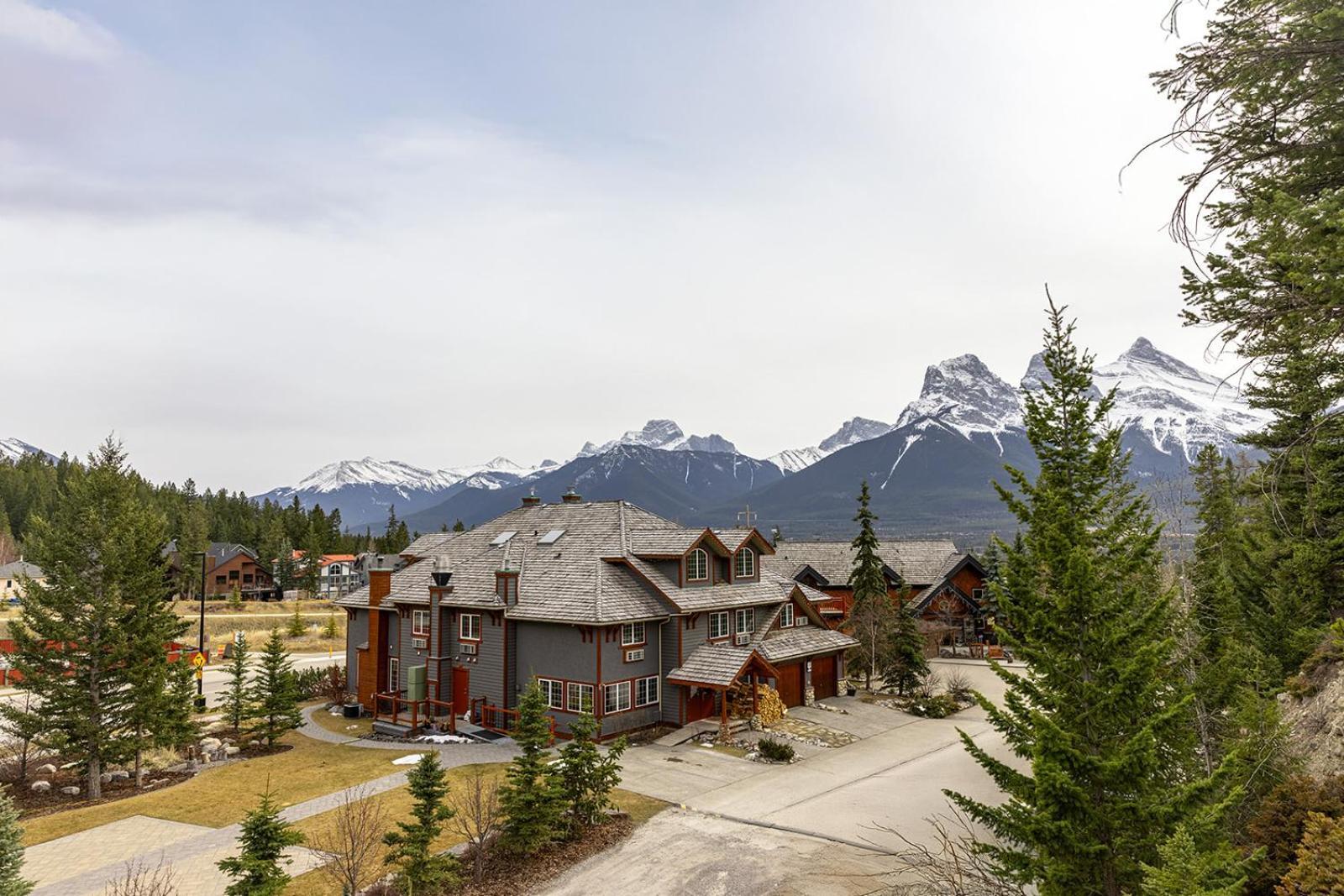 Creekside Villa Canmore Exterior foto
